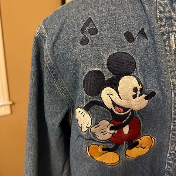 Vintage Disney store Mickey and Minnie chambray button up small - Picture 3 of 11